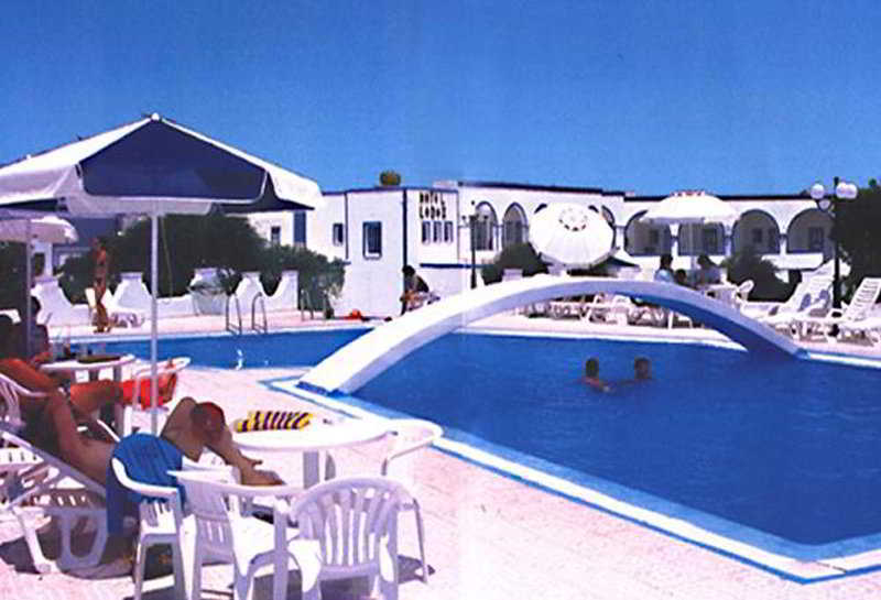 Hotel Lodos Karterados  Exterior photo
