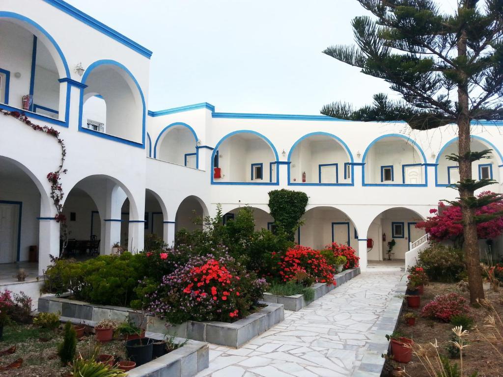 Hotel Lodos Karterados  Exterior photo